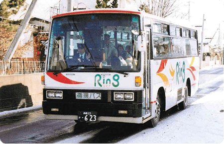 当社初の100円バス「Ring」